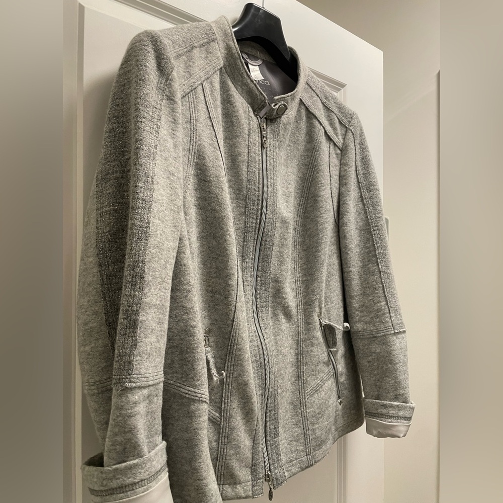 Gray wool zip-up jacket - Picture 2 of 6